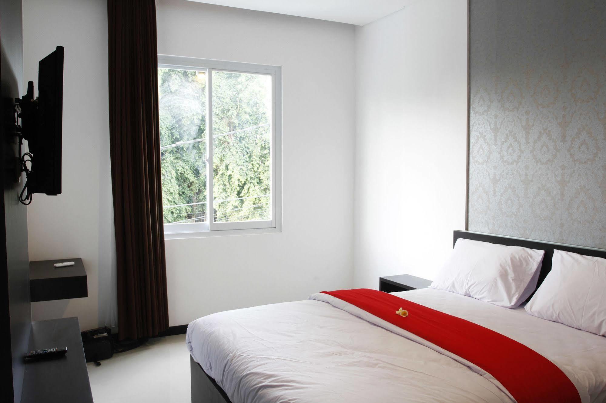 ジンバラン ローコスト ベッド＆ブレックファースト Bed & Breakfast エクステリア 写真