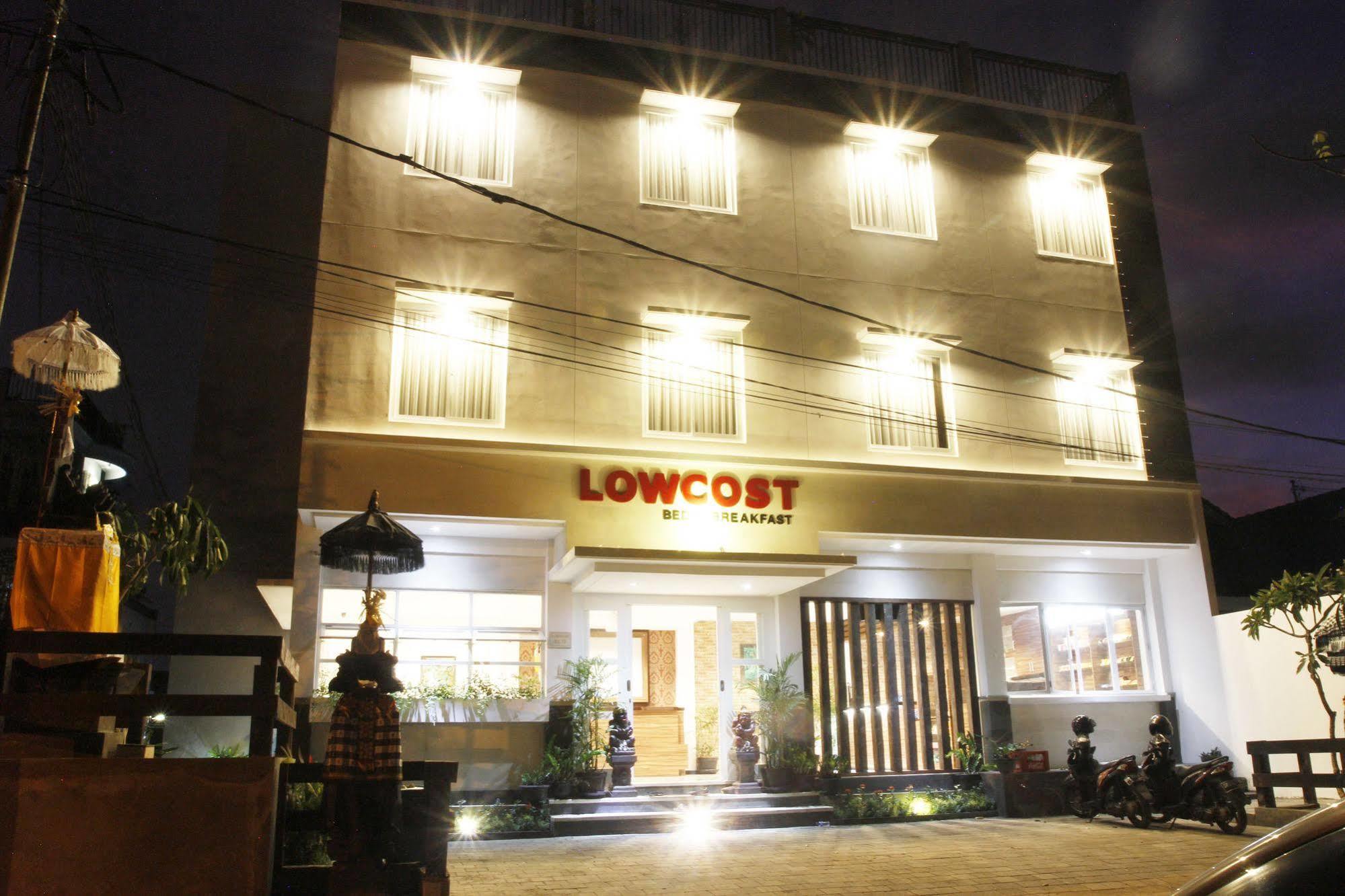 ジンバラン ローコスト ベッド＆ブレックファースト Bed & Breakfast エクステリア 写真